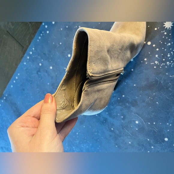 Jessica Simpson bootie heels pumps ankle boots sz 9 tan taupe - Picture 5 of 10